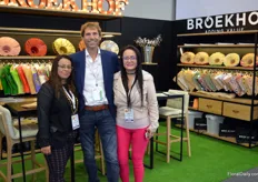 Broekhof is providing growers with sleeves, packaging, and decorative materials, and has been in Colombia since 2016. Back then, an office was opened in Medellin. Since May this year, a new facility was opened in Bogota as well. From left to right Yulia Prito, Frans de Vilder, and Maria del Pilar.